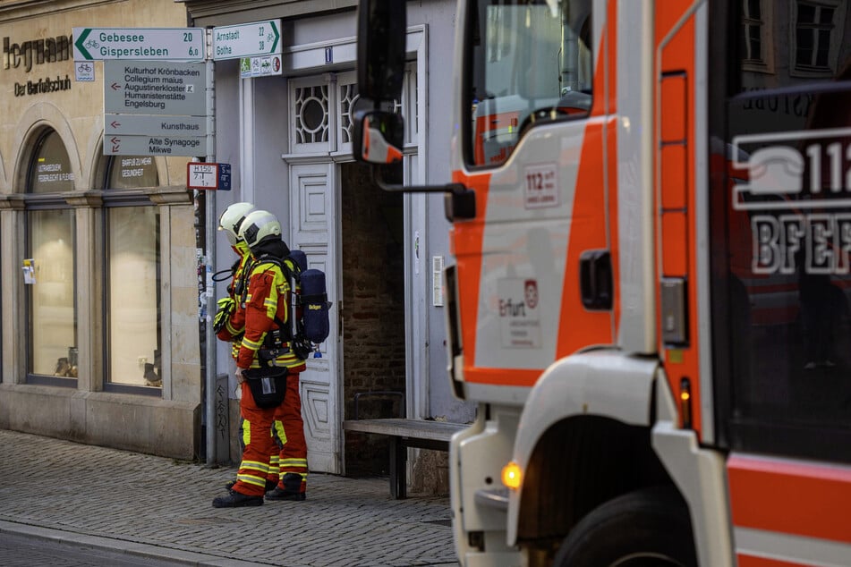 Wegen Briefsendung: Dutzende Feuerwehrleute im Einsatz, Poststelle geräumt