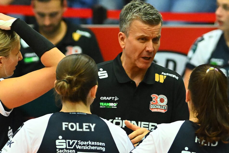 Vermisst die Konsequenz seines Teams in entscheidenden Phasen: DSC-Coach Alex Waibl (58).