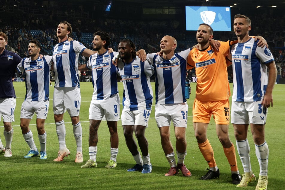 Marius Gersbeck (31, 2.v.r.) ist bei Hertha derzeit die Nummer eins.