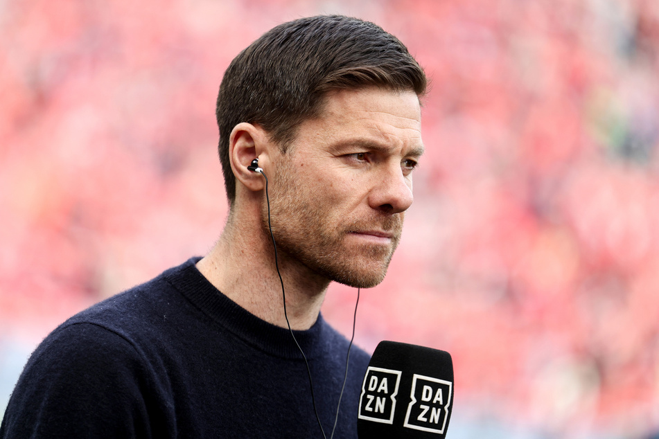 Bayer Leverkusen mit Trainer Xabi Alonso (42) wird auch weiterhin exklusiv auf DAZN zu sehen sein.