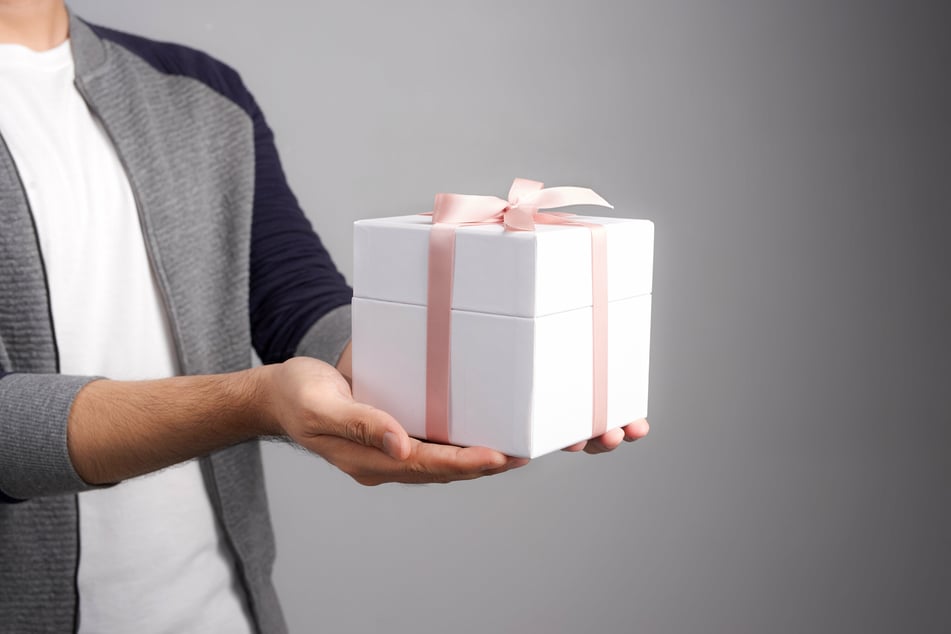 Bei Geschenken an ihre Kinder sollten Eltern Verantwortung zeigen. (Symbolbild)