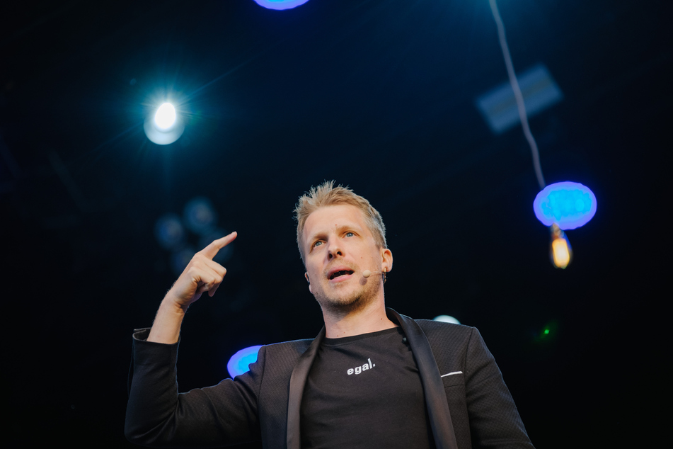 Oliver Pocher (42) bot in seiner Late-Night-Show Blut an.