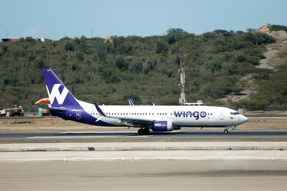 Venezuela will again accept deportation flights from the US, reversing its decision to suspend them after US President Donald Trump said the country's airspace should be considered "closed."