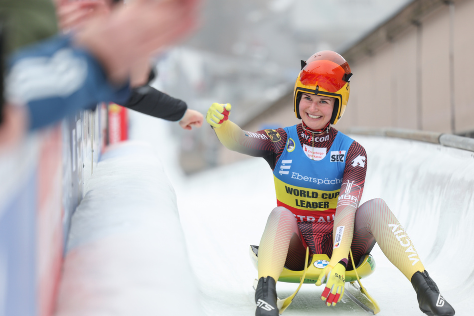 Julia Taubitz (26) raste als schnellste Frau im Einzelrennen die Eisbahn hinab.