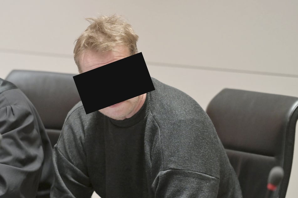 Im Prozess gegen Daniel H. (54) referierten jetzt die Gerichtsmedizinerin und eine Expertin für Toxikologie zu dem Lösungsmittel was der Täter verwendete.