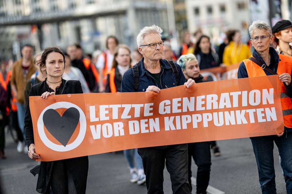 Die Letzte Generation demonstriert Anfang der kommenden Woche wieder in Berlin. (Archivbild)