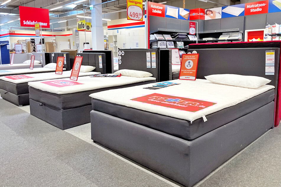 ROLLER öffnet am Sonntag (1.3.) mit hohen Rabatten auf viele Möbel