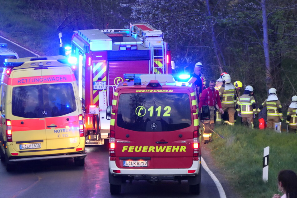 Rettungsfahrzeuge am Unglücksort.