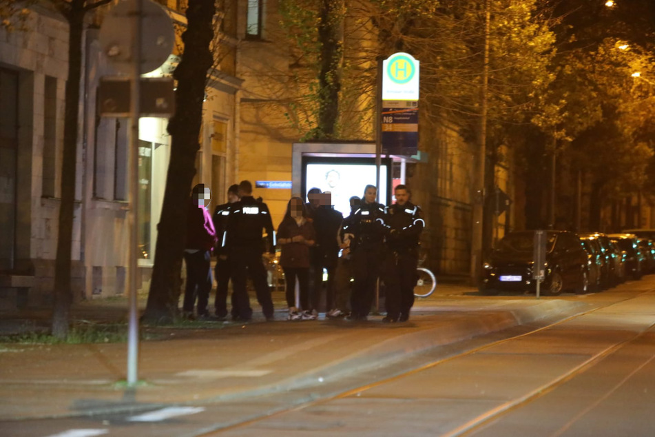 Nachdem ein Ermittlungsverfahren eingeleitet wurde, übergaben die Beamten die vier an ihre Erziehungsberechtigten.