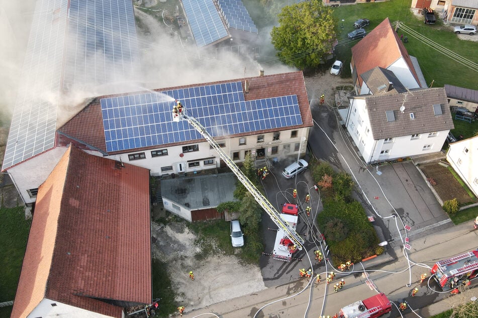 Der Gasthof ist nach dem Feuer einsturzgefährdet.