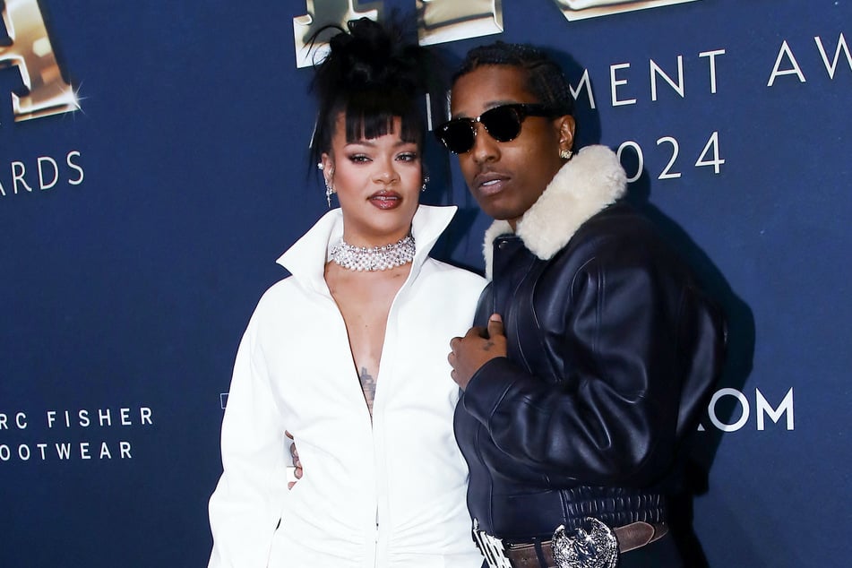 A$AP Rocky's lawyer has revealed that Rihanna (l.) won't be present during his shooting trial.