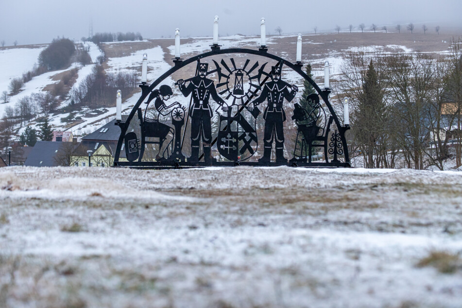 Am Freitag hatte sich bereits eine dünne Schneedecke gebildet.
