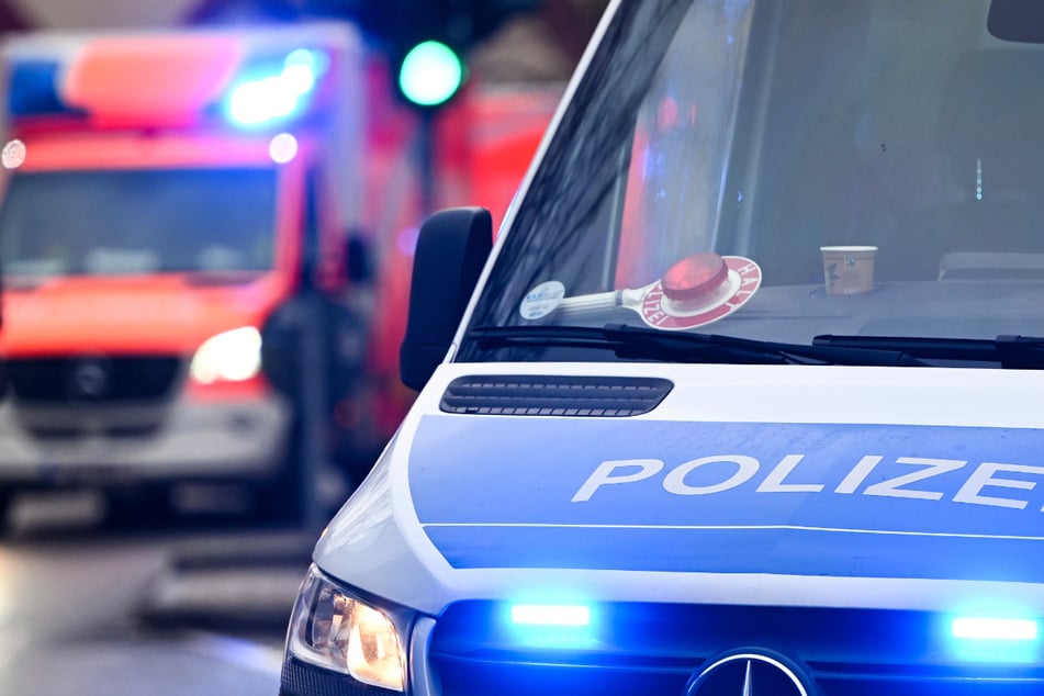 Weil Rettungskräfte ihn nicht behandelten: Mann greift Sanitäter an