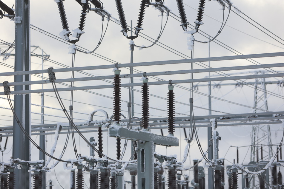Ein defektes Kabel sorgte am Mittwoch in weiten Teilen von Radebeul für einen Stromausfall. (Symbolbild)