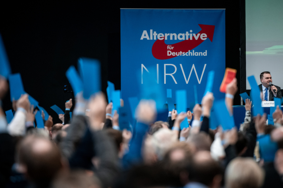 In Kalkar werden rund 1000 Menschen zu einer Demonstration gegen den AfD-Parteitag erwartet. (Symbolbild)