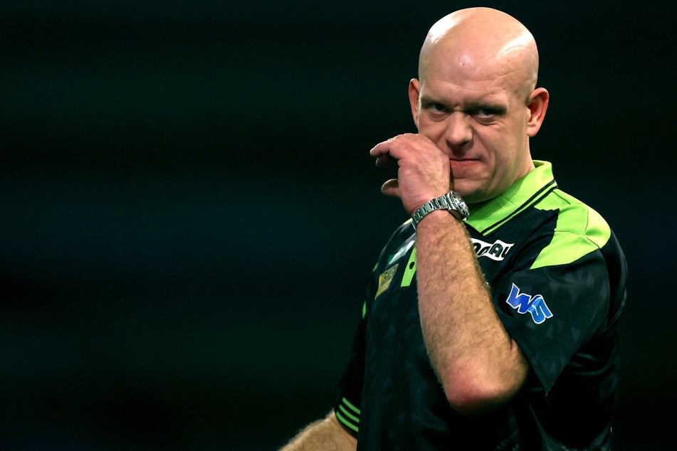 Michael van Gerwen (36) sucht die Form vergangener Tage. Bei der WM war schon im Achtelfinale Schluss.