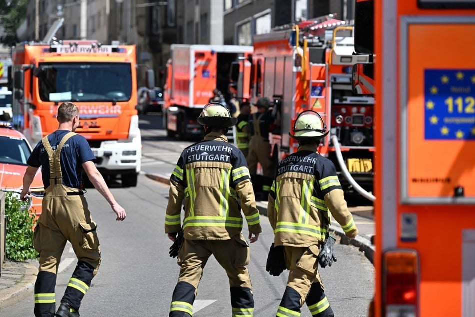 Die Feuerwehr eilte am Freitagmittag mit zahlreichen Einsatzkräften nach Stuttgart-Ost.
