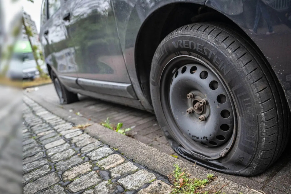 Zwei platte Reifen und über 1,1 Promille: Polizei stoppt Suff-Fahrt in der Oberpfalz