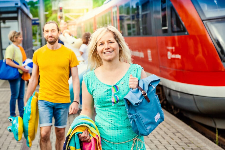 Besonders günstig und besonders schnell im Sommer vorankommen: Das ist mit dem VVO möglich.