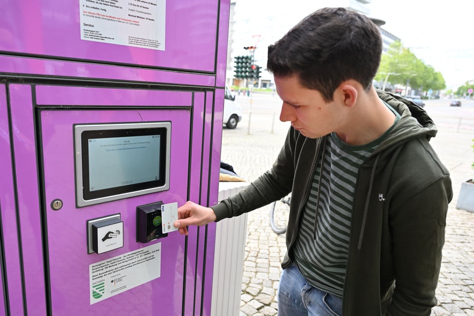 Beim gemeinsamen Test mit TAG24 offenbarte die Fahrradbox an der Straße der Nationen gravierende Schwächen.