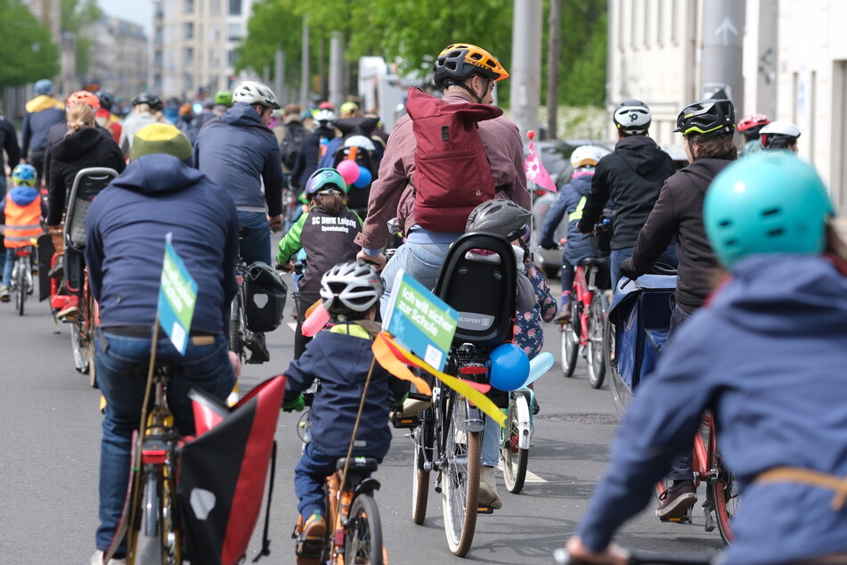 Schon am Sonntag gab es in Leipzig eine Radler-Demo, heute soll eine große Biker-Parade steigen.