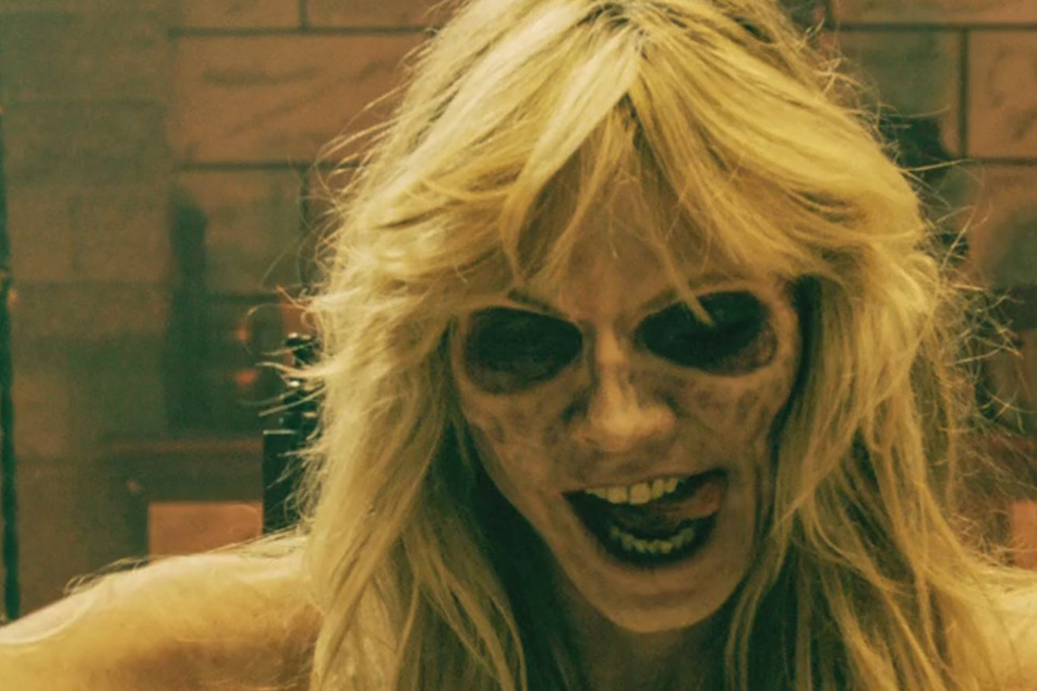 Heidi Klum: Bei Heidi Klum hängt die Haut: Model kommt als blutiger Zombie zu Halloween