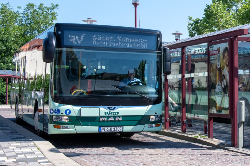 Bei der RVSOE GmbH zu arbeiten, hat viele Vorteile, u. a. Sonderzahlungen, ein moderner Fuhrpark und mehr.