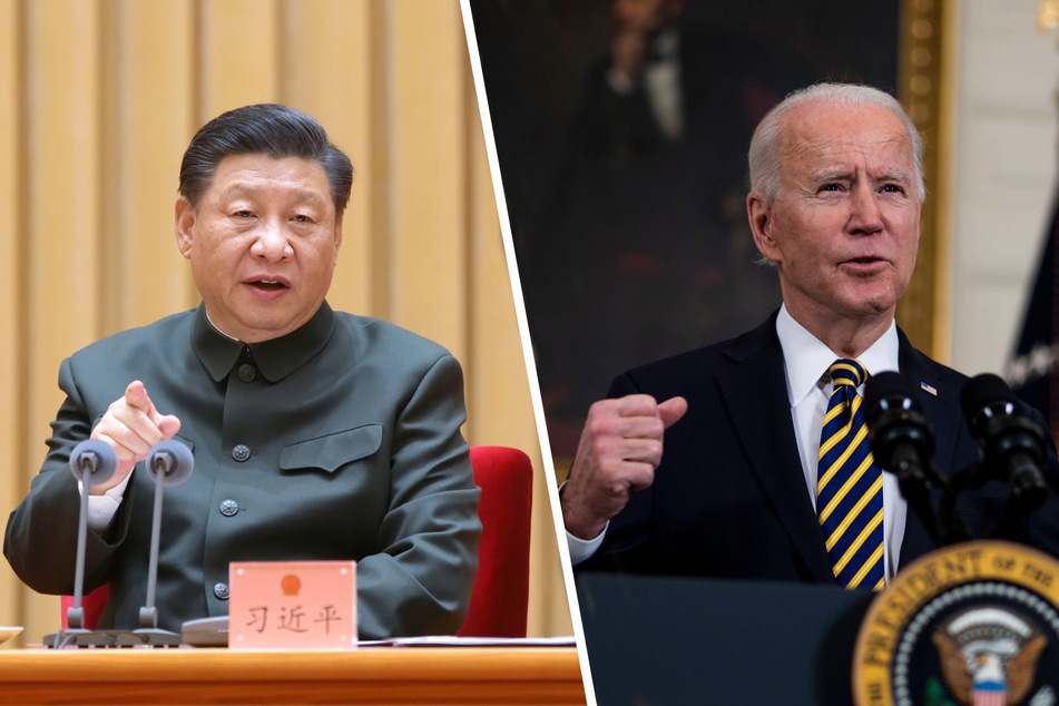 Joe Biden (r.) has added 59 Chinese firms to the US blacklist, which will take effect August 2.