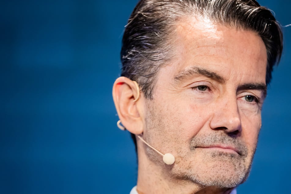 Belästigungsvorwürfe erschüttern öffentlichen Rundfunk: ORF-Direktor zieht Reißleine