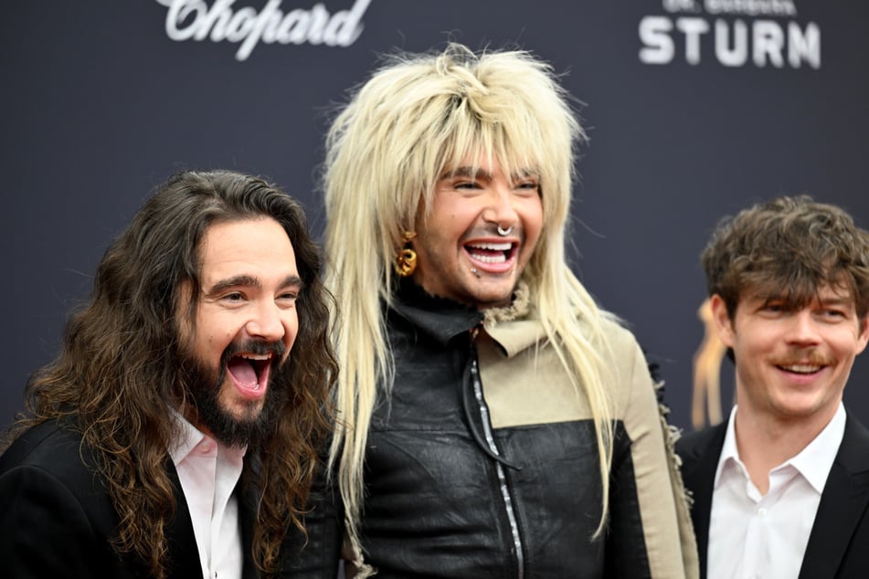 Hat sich Bill Kaulitz für eine Zahnverschönerung unters Messer gelegt?