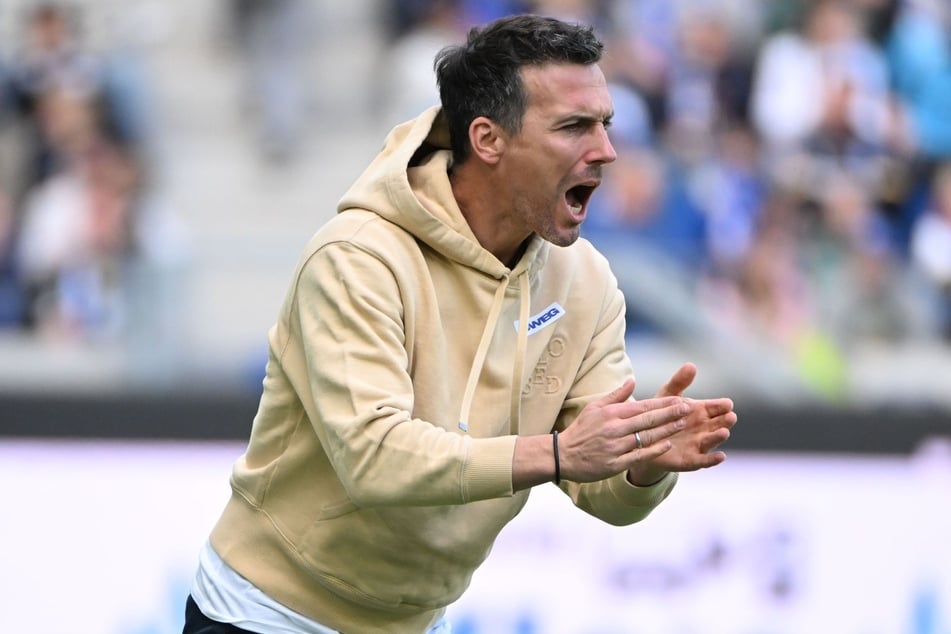Christian Eichner (42) weiß, was den KSC heute Abend in Dresden erwartet.