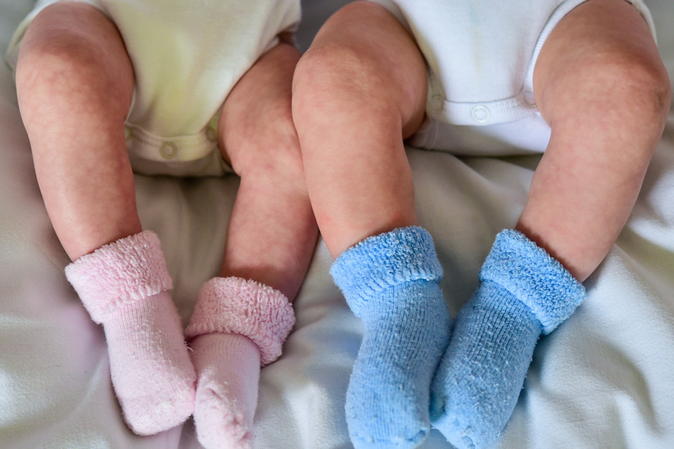 Von Dezember 2020 bis Februar 2021 wurden insgesamt rund 31.000 Kinder in Bayern geboren. (Symbolbild)