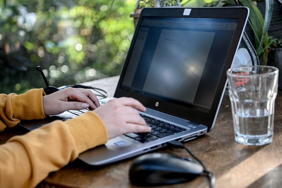 Die Bürgermeister des Landkreises Tirschenreuth appellierten, das Arbeiten im Homeoffice zu ermöglichen. (Symbolbild)