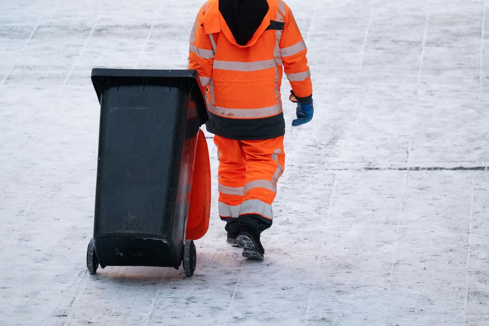 In den kommenden Tagen müssen Magdeburger mit Einschränkungen bei der Müllentsorgung rechnen. (Symbolbild)
