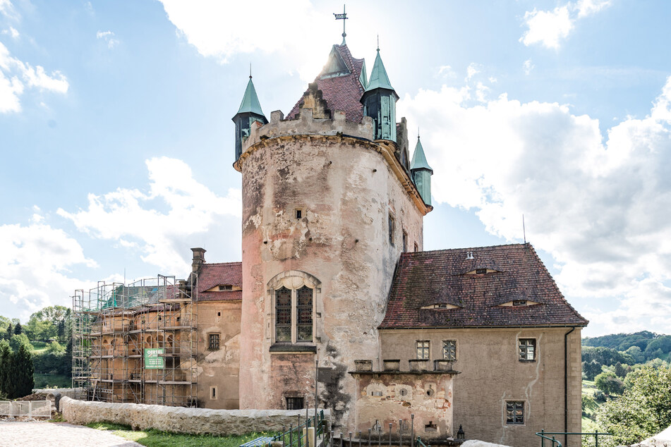 Schloss Kuckuckstein liegt hoch über Liebstadt im Osterzgebirge.