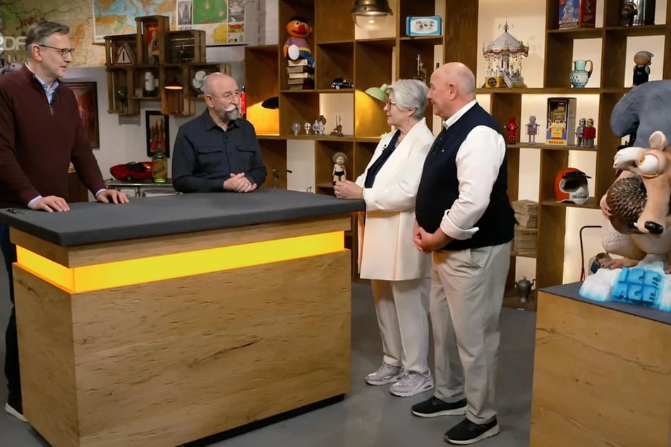 Monika und Dieter Uhlmann aus Ingolstadt haben eine bekannte Filmfigur mit zu "Bares für Rares" gebracht.