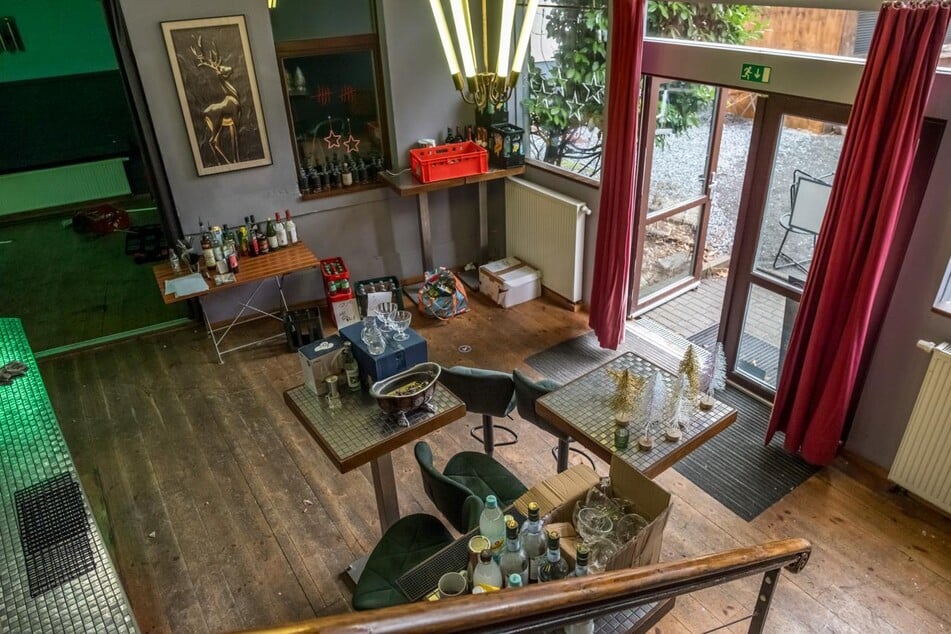 Am Montag lief bereits der Auszug. Nur neun Monate nach Eröffnung hat der "Platzhirsch" am Leipziger Floßplatz Insolvenz angemeldet.