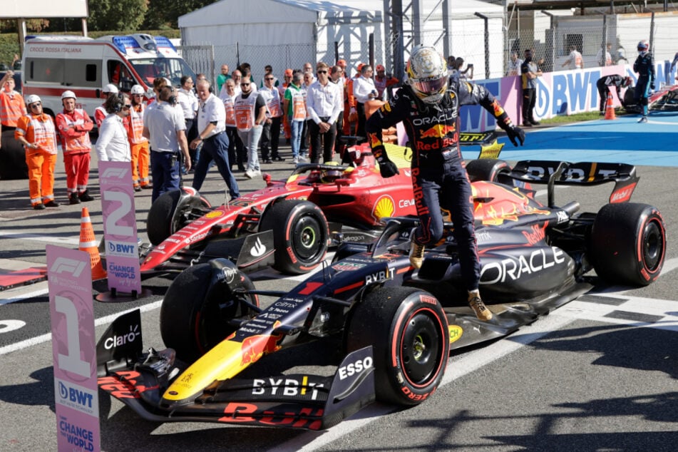 Max Verstappen (24) feiert seinen Triumph beim Großen Preis von Italien.