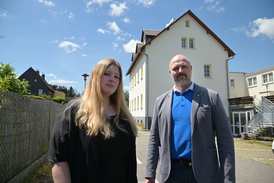 Ortschaftsrätin Diana Rabe (31, AfD) und Stadtrat Nico Köhler (44, AfD) kritisieren das Sozialamt. Der Dorf-Mittelpunkt sei der falsche Standort.