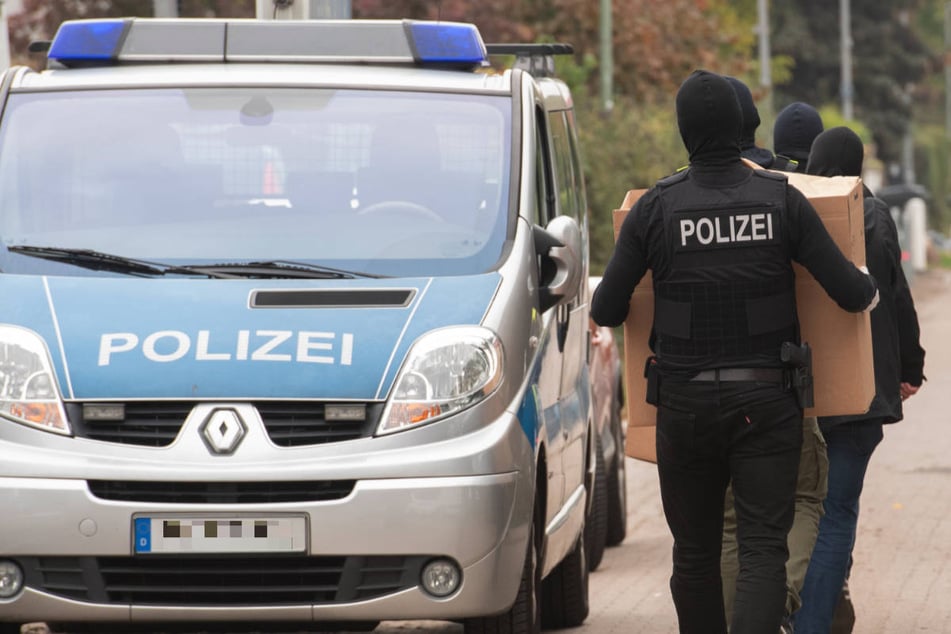 Schlag gegen Kinderpornografie: Polizei führt Razzia in Brandenburg durch