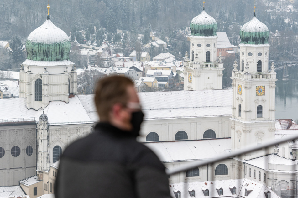 Die Stadt Passau verlängert die seit einer Woche geltenden Ausgangsbeschränkungen bis einschließlich 11. Dezember.