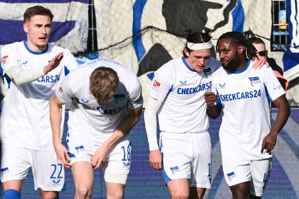 Hertha BSC konnte zwischenzeitlich durch Fabian Reese (2.v.r.) ausgleichen.