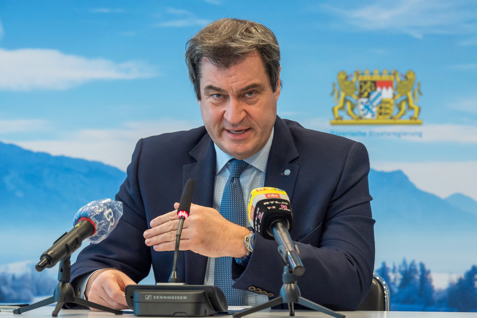 Söder will endlich Vollgas beim Impfen.