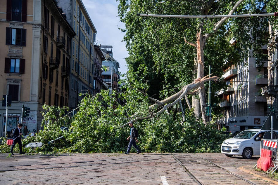 Die schweren Unwetter forderten in Frankreich sogar ein Todesopfer. (Symbolbild)