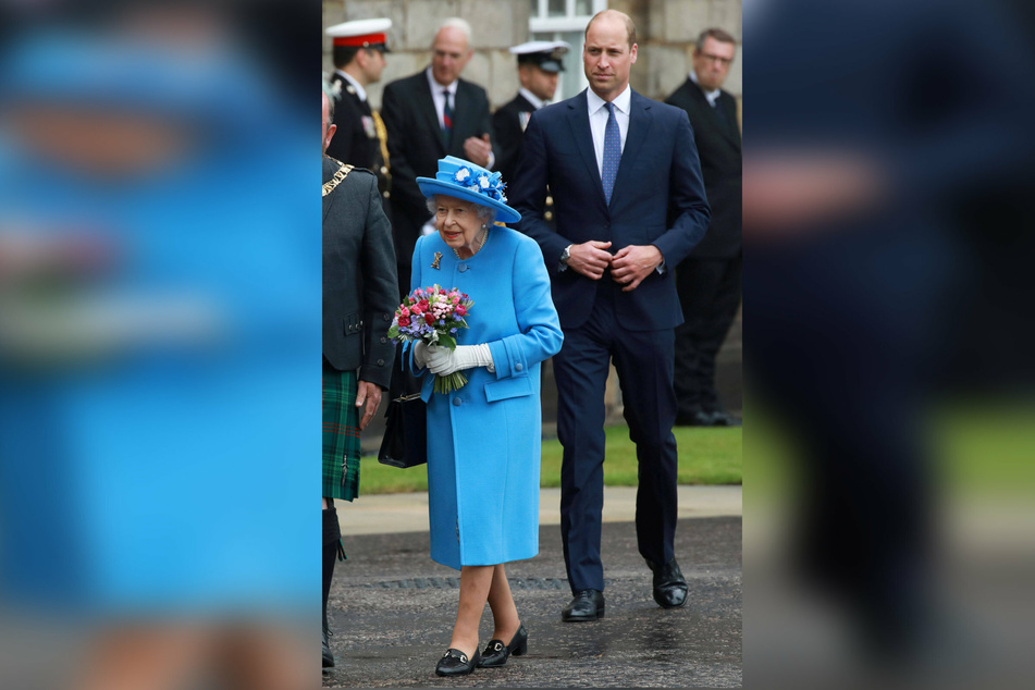 Queen Elizabeth II (95) and Prince William (39) made a traditional trip to Scotland to mark Holyrood Week.