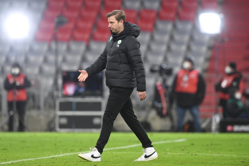Nach insgesamt zwölf Jahren in verschiedenen Funktionen bei Werder Bremen ging Florian Kohfeldt (41) 2021 als Chefcoach zum VfL Wolfsburg. Nach 28 Spielen musste er aber schon wieder seinen Hut nehmen.