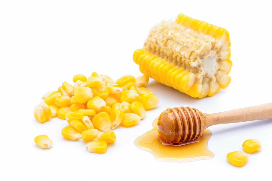 Strenge Veganer verzichten auf Honig, da die Bienen in der Honig-Industrie meist genetisch verändert sind und unter unnatürlichen Bedingungen gehalten werden.