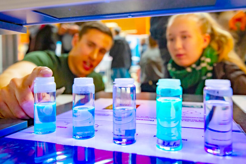 Wenn die Kids sich schon früh für Wissenschaft interessieren, ist der TUCtag das perfekte Event für junge Entdecker.