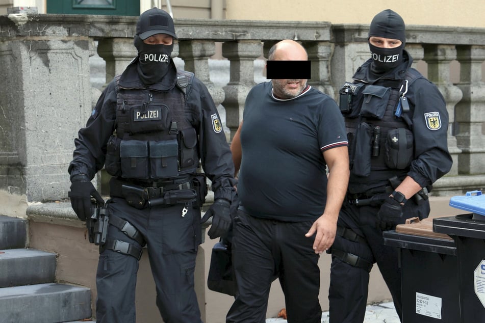 Der Aserbaidschaner (40) landete Mittwoch vor dem Haftrichter.