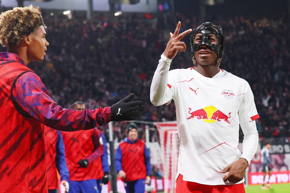 Am Wochenende schoss er noch einen Dreierpack für sein Team, jetzt darf Yan Diomande (19) zum Afrika-Cup.